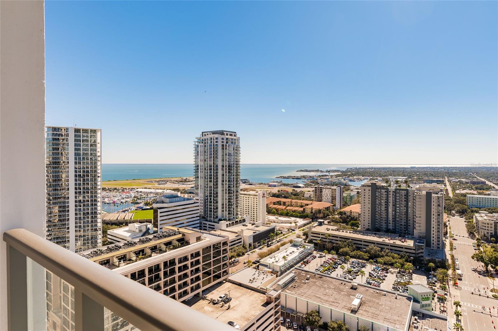 Image 40 of 66 For 275 1st Ave South  2606