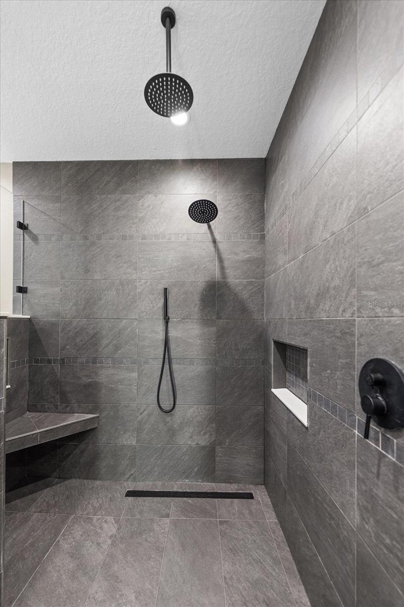 Image 25 of 48 For 623 Pineland Avenue