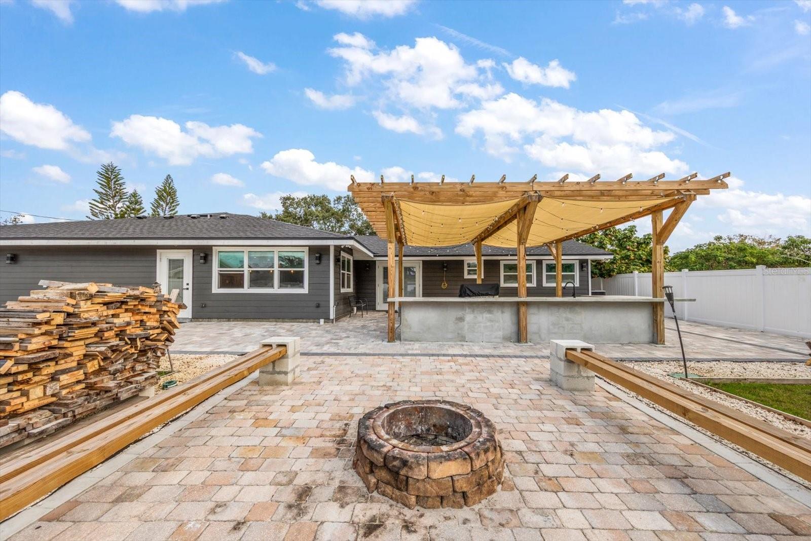 Image 40 of 48 For 623 Pineland Avenue