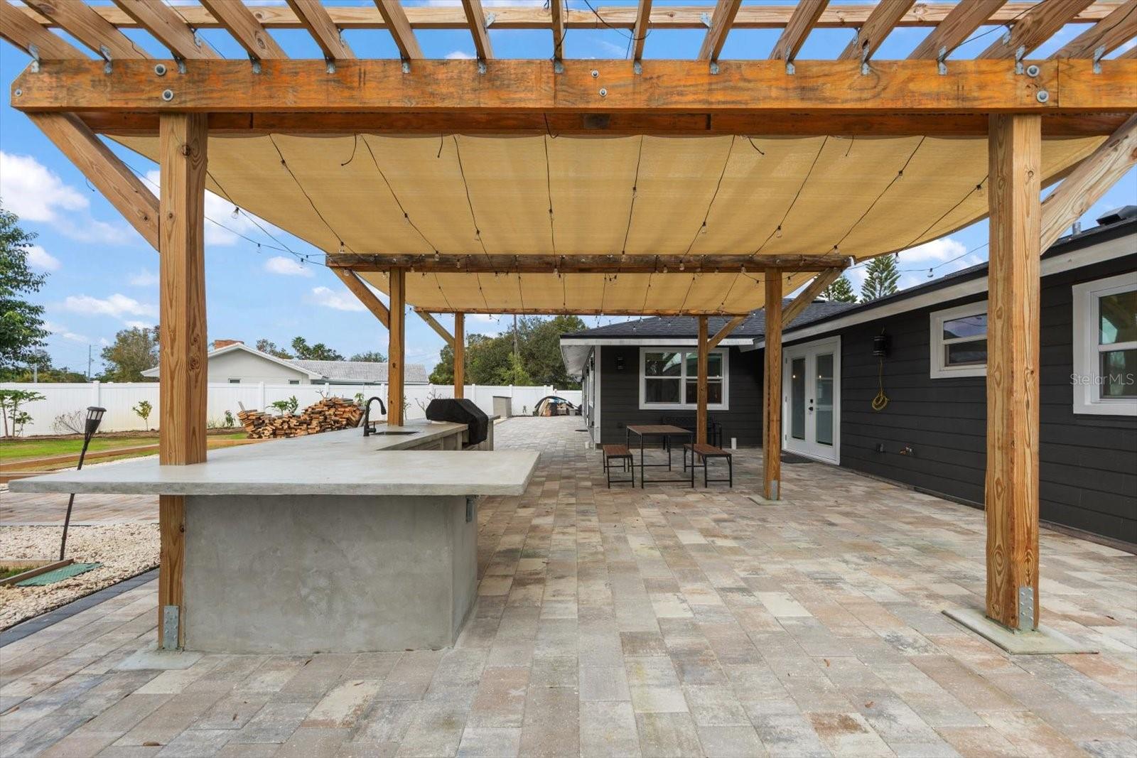 Image 42 of 48 For 623 Pineland Avenue