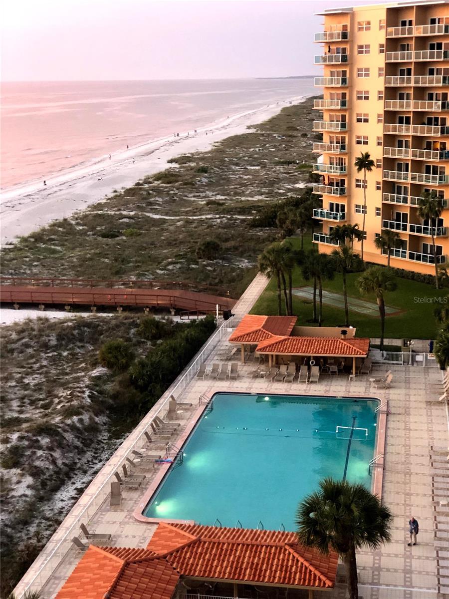 Image 14 of 41 For 880 Mandalay Avenue S702