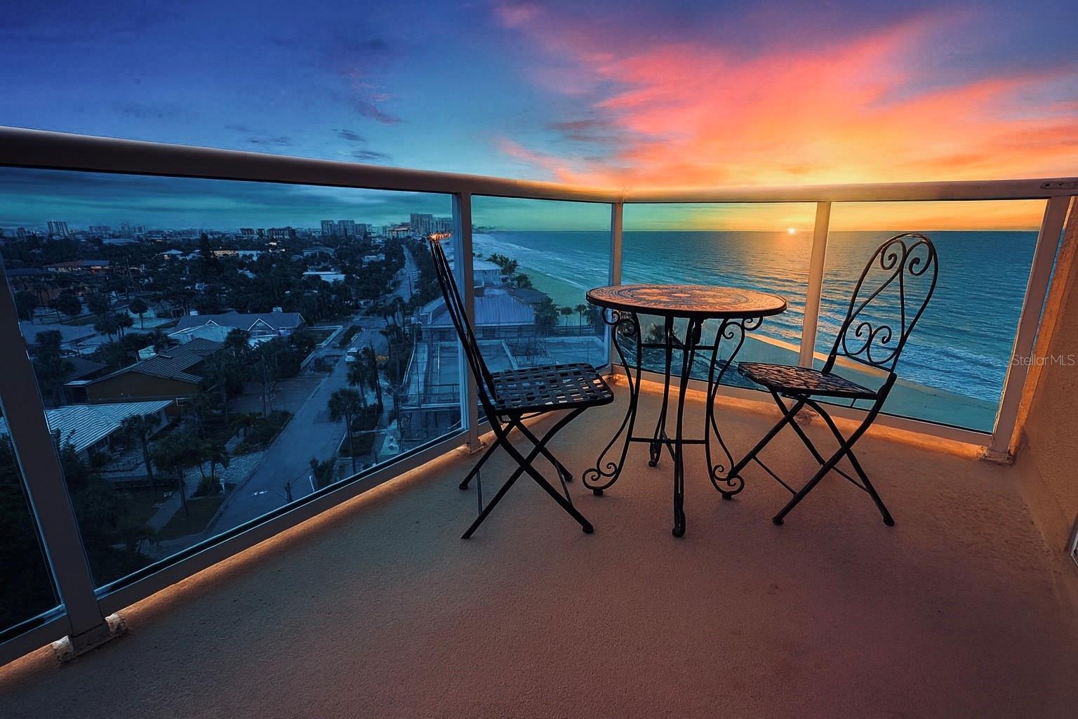 Image 18 of 41 For 880 Mandalay Avenue S702