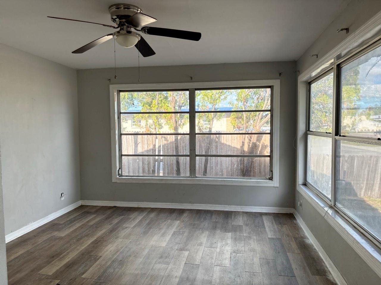 Image 5 of 15 For 2918 49th Street N