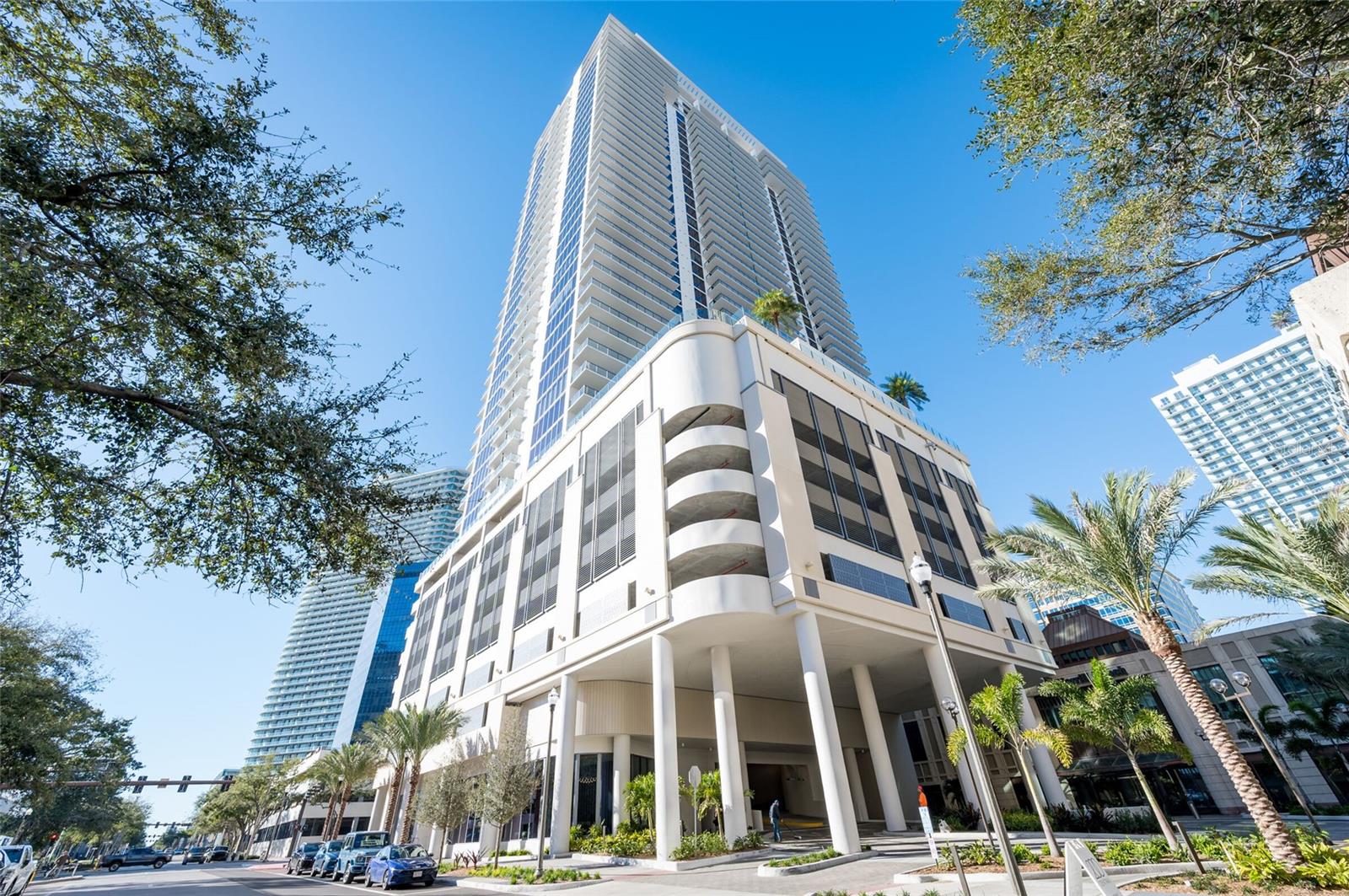 Details for 275 1st Avenue South  2208, ST PETERSBURG, FL 33701