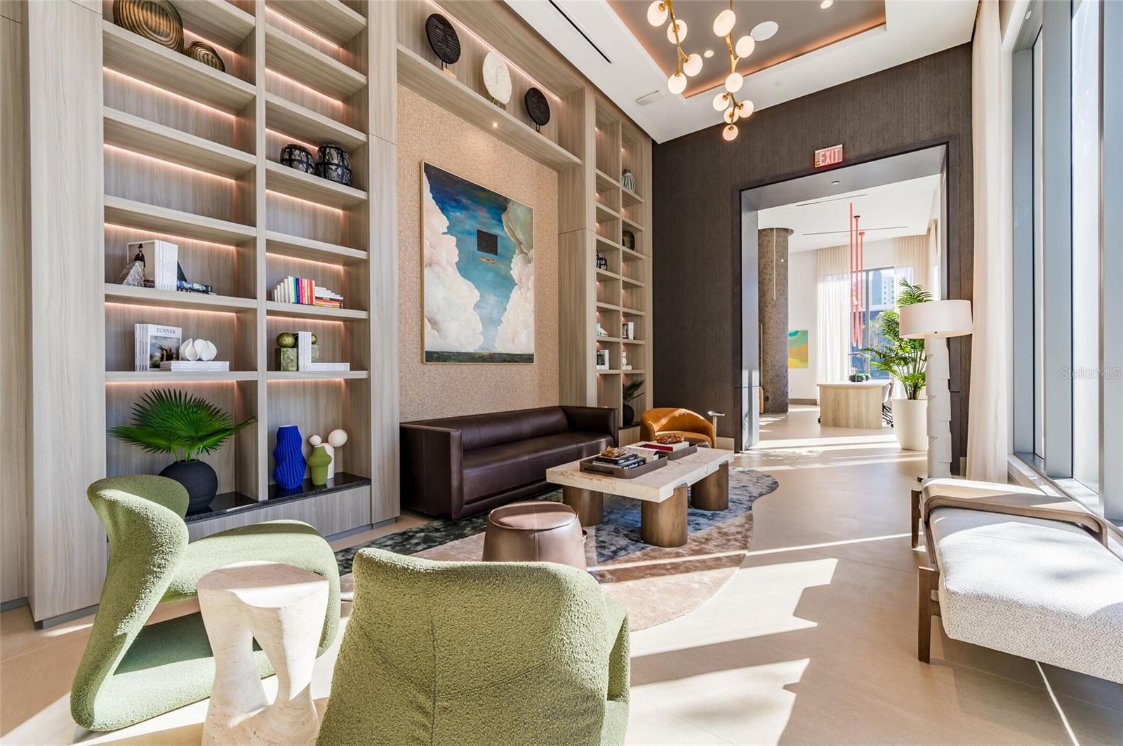 Listing photo id 45 for 275 1st Avenue South  2208