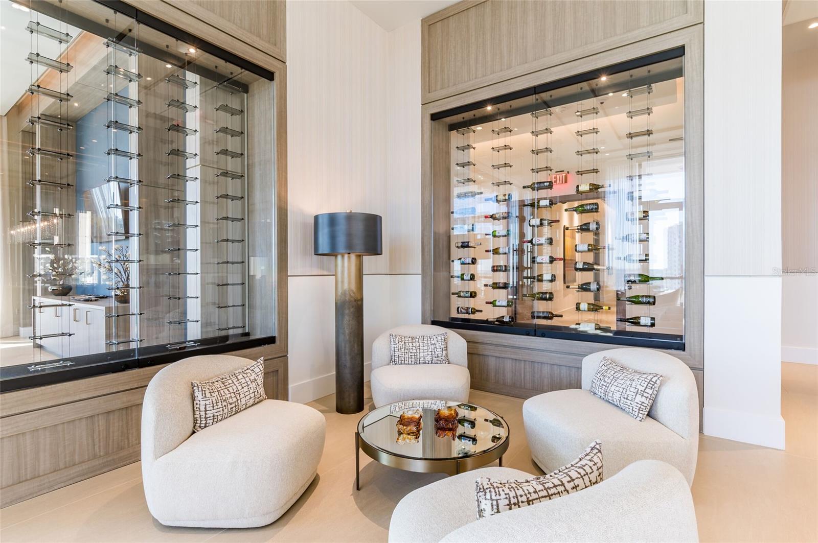 Listing photo id 48 for 275 1st Avenue South  2208