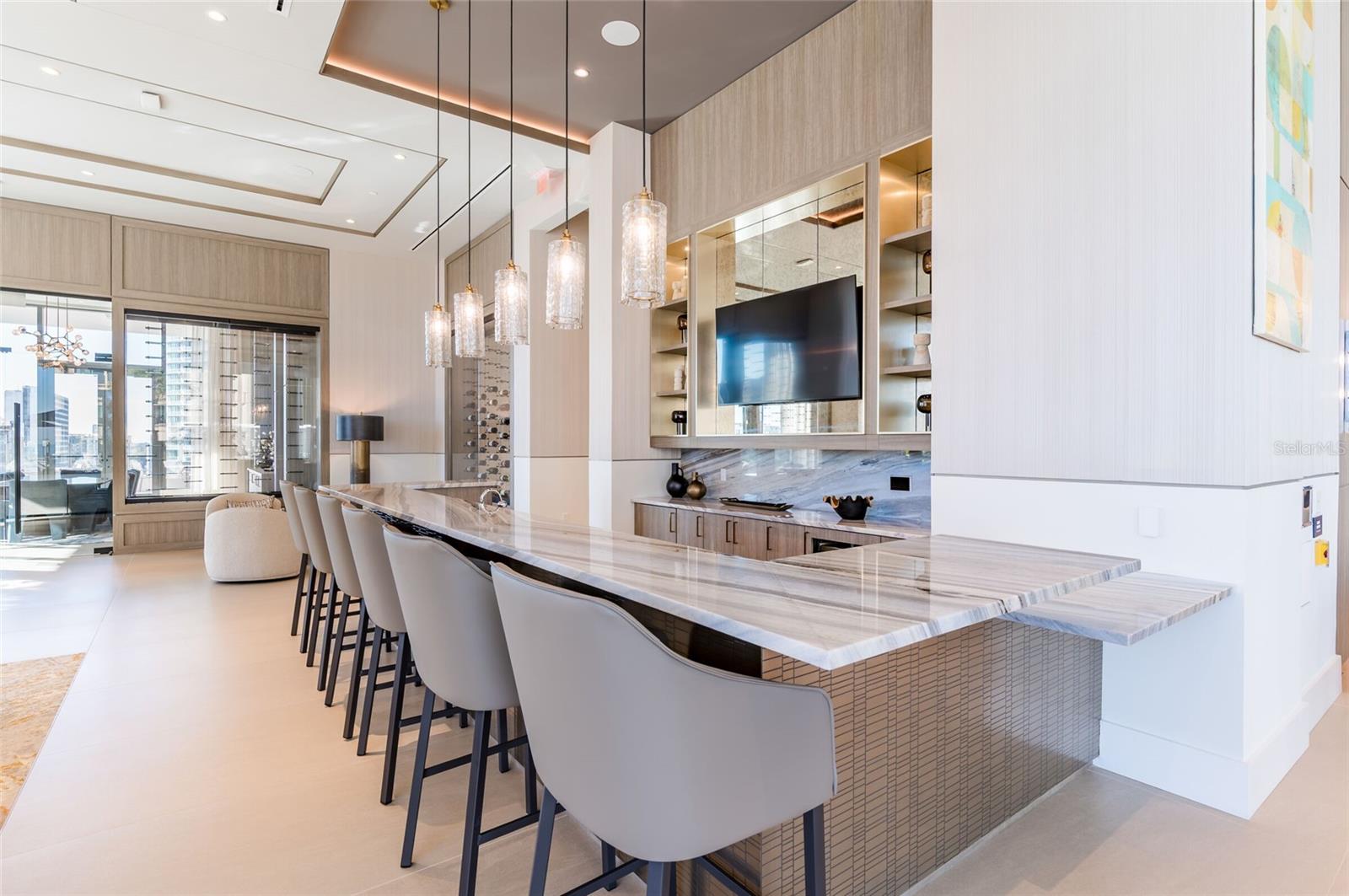 Listing photo id 49 for 275 1st Avenue South  2208