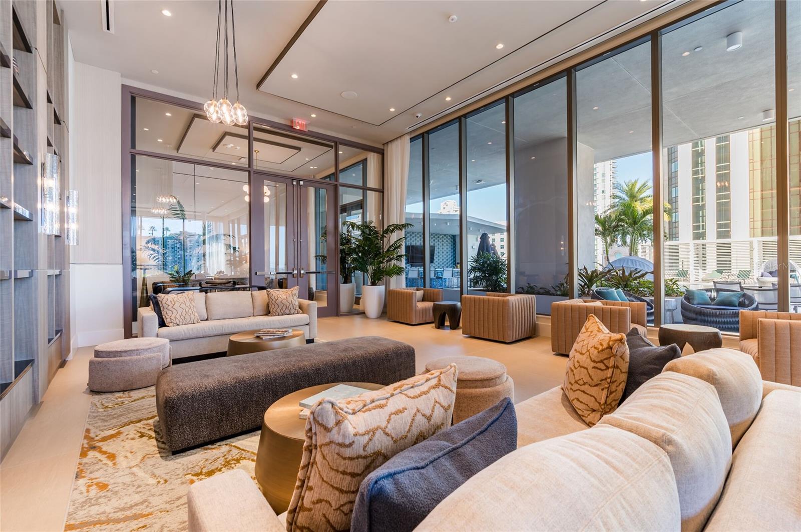 Listing photo id 52 for 275 1st Avenue South  2208