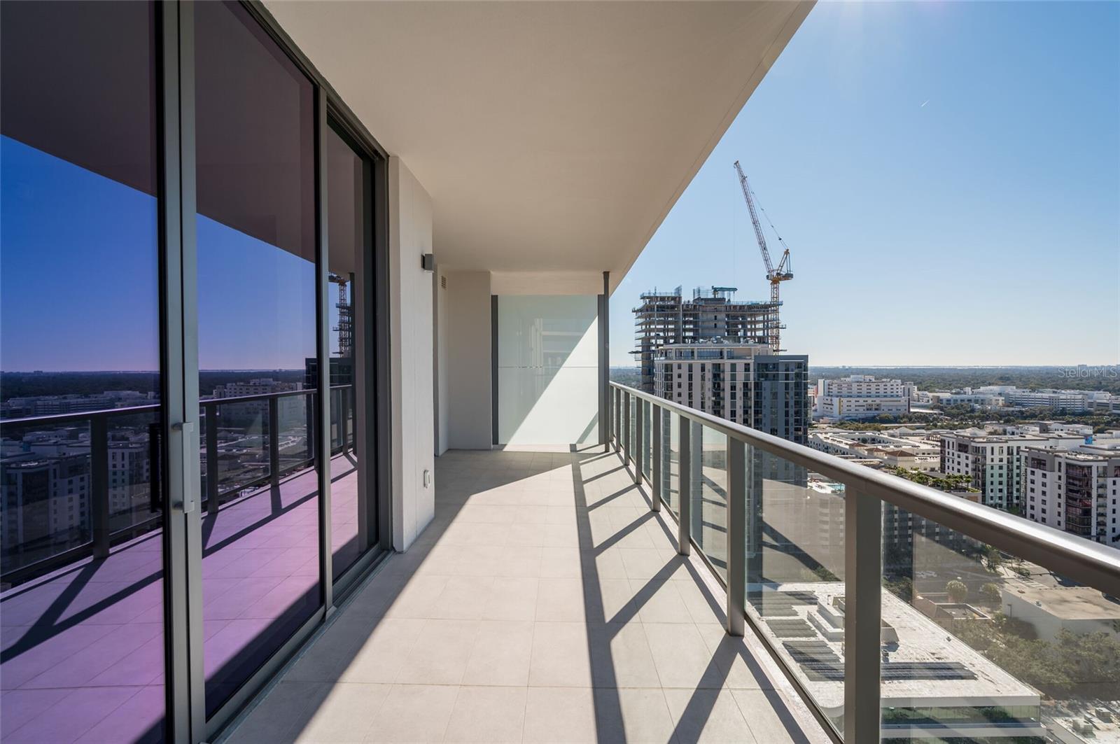 Listing photo id 56 for 275 1st Avenue South  2208