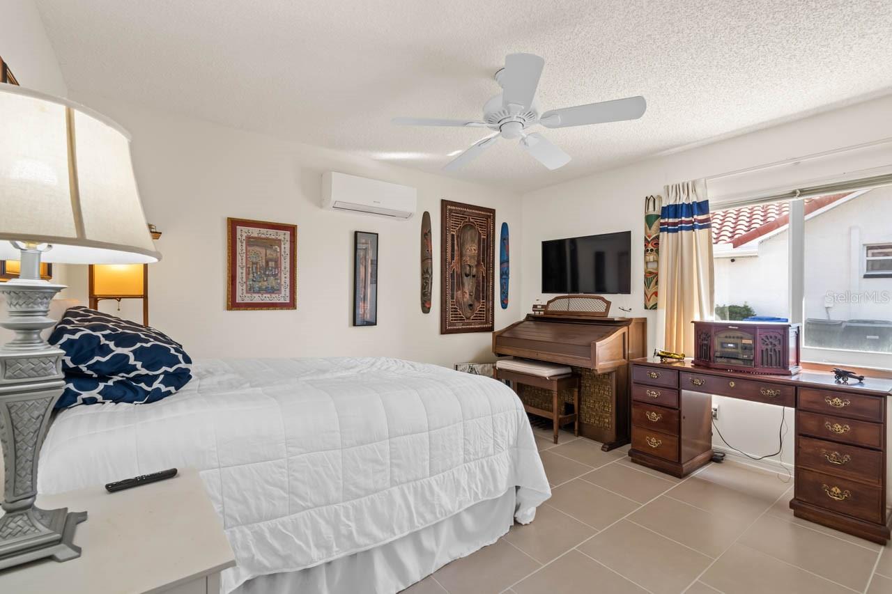 Image 19 of 47 For 703 Westmont Way