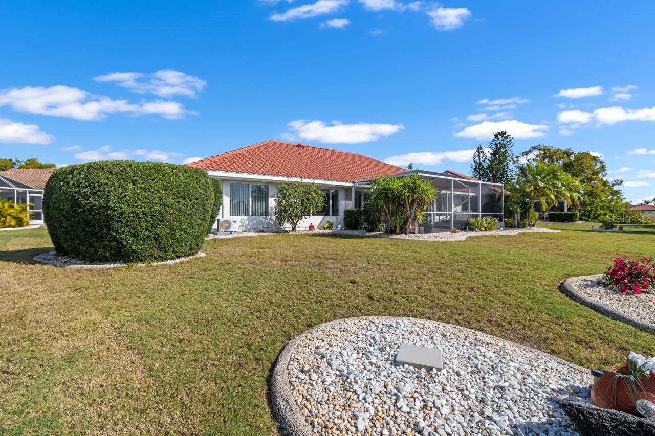 Image 35 of 47 For 703 Westmont Way