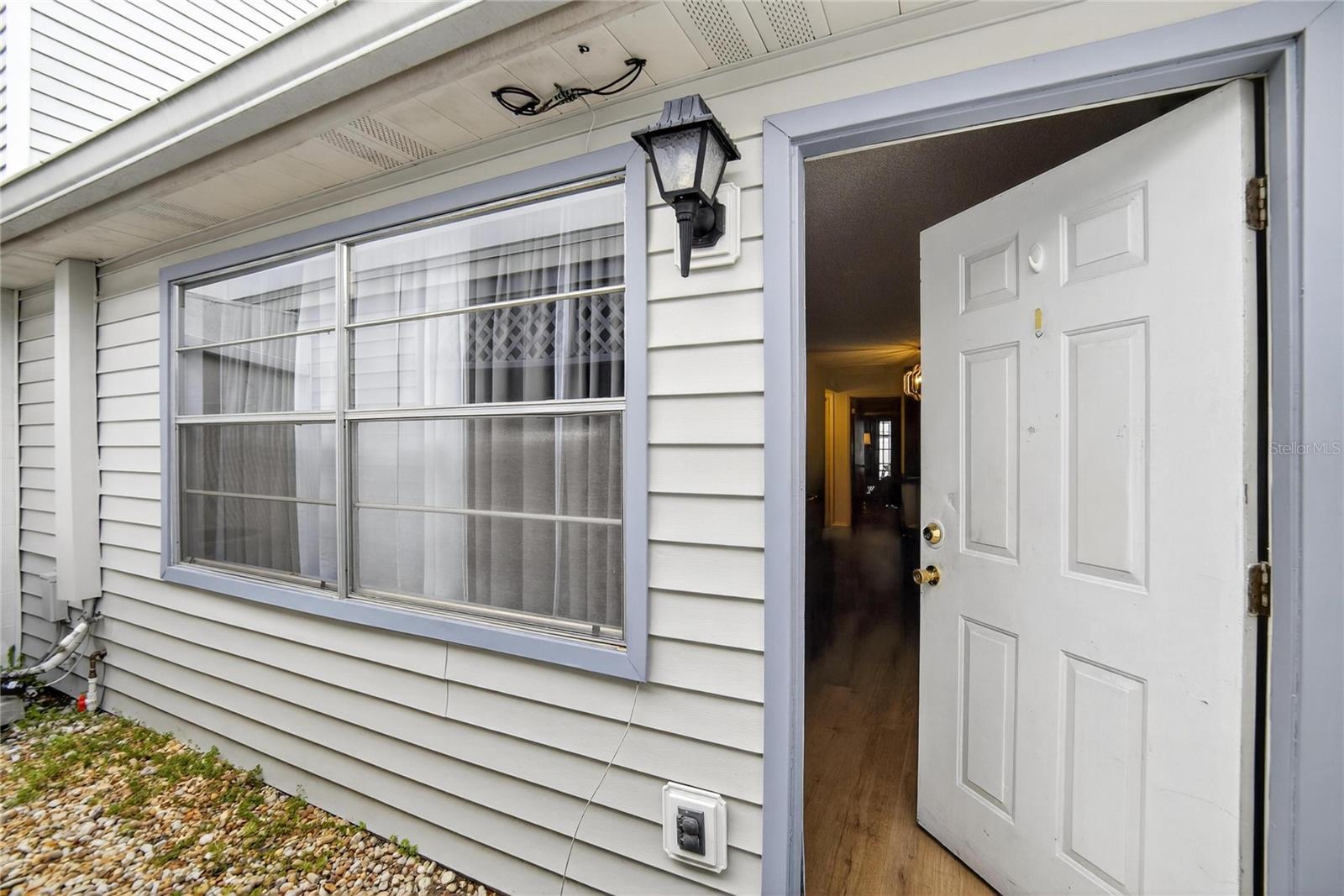 Listing photo id 23 for 11920 Dietz Drive 11920