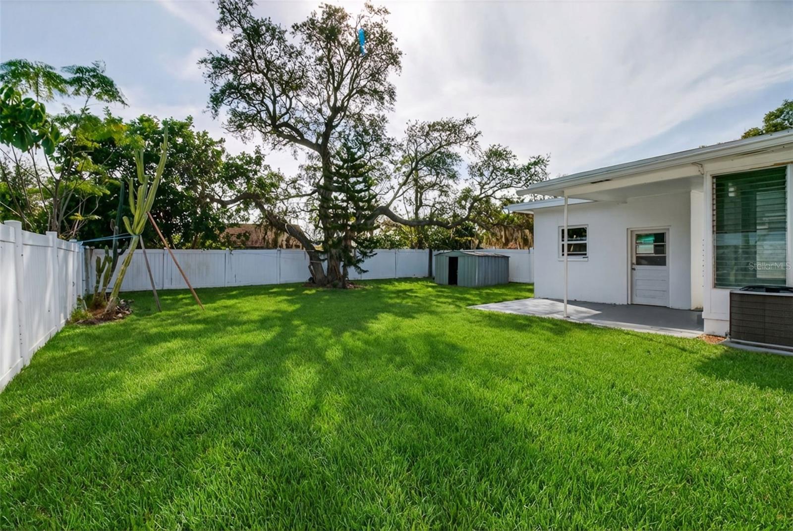 Image 11 of 45 For 1459 Pine Street