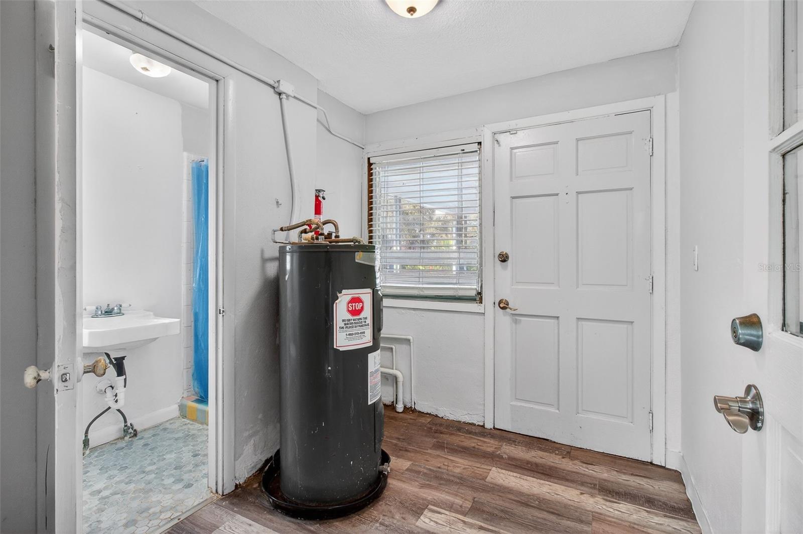 Image 17 of 45 For 1459 Pine Street