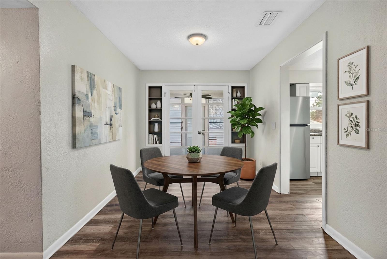 Image 3 of 45 For 1459 Pine Street