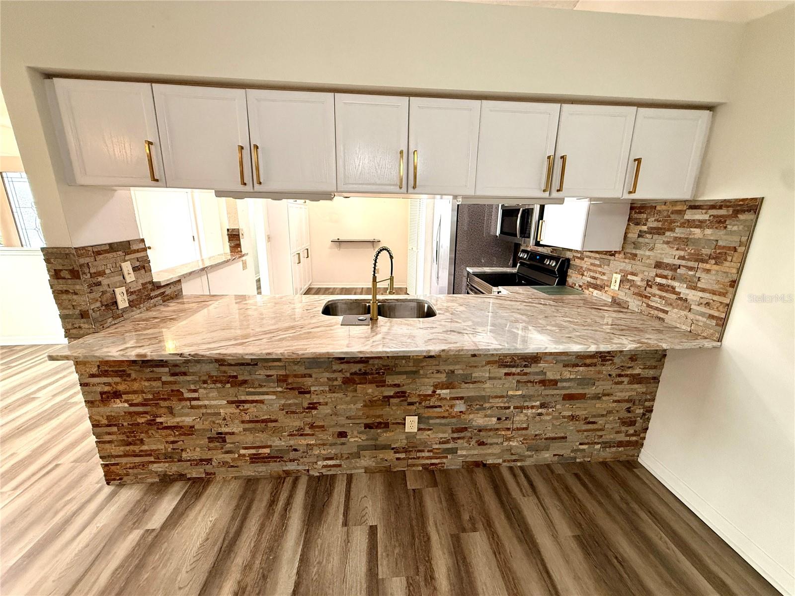 Image 13 of 68 For 2546 Pine Cove Lane