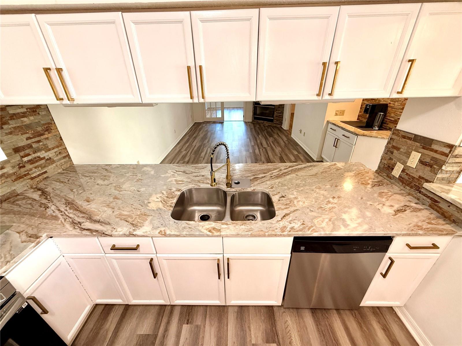 Image 14 of 68 For 2546 Pine Cove Lane