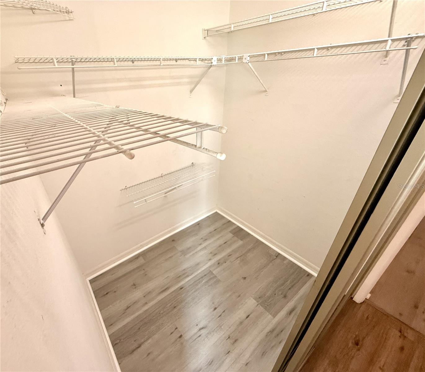 Image 40 of 68 For 2546 Pine Cove Lane