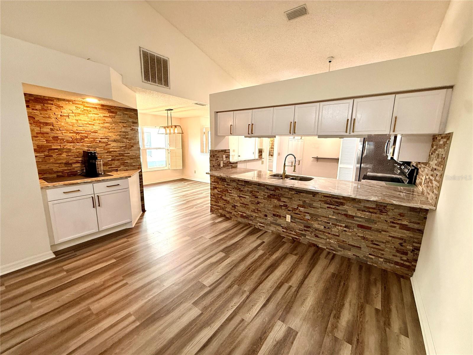 Image 50 of 68 For 2546 Pine Cove Lane