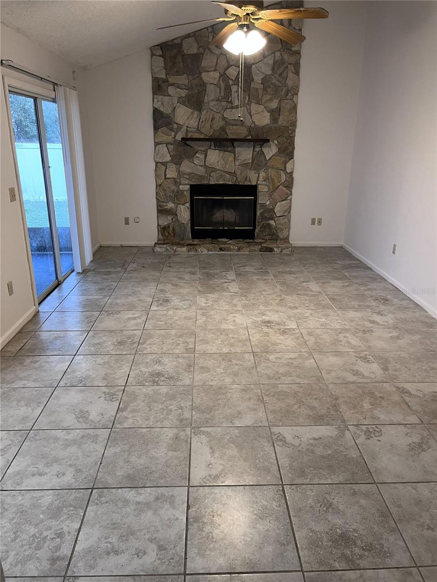 Image 10 of 10 For 2106 Darlington Oak Drive