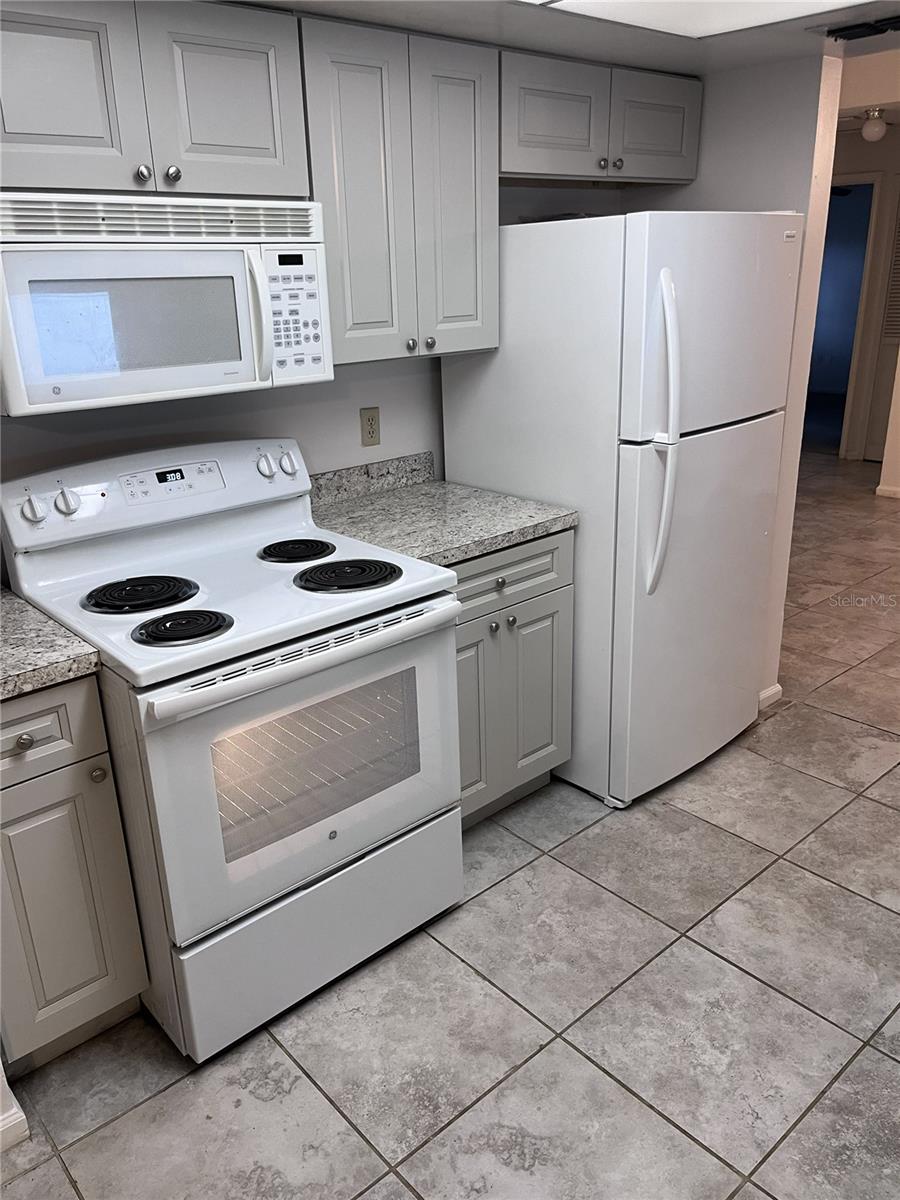 Image 9 of 10 For 2106 Darlington Oak Drive