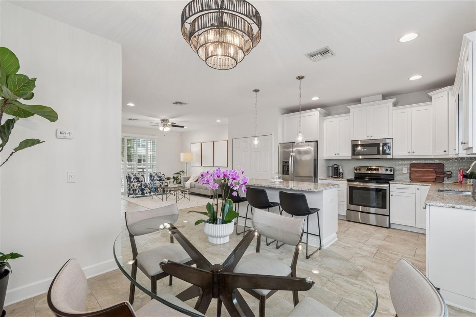 Image 25 of 53 For 3232 Horatio Street