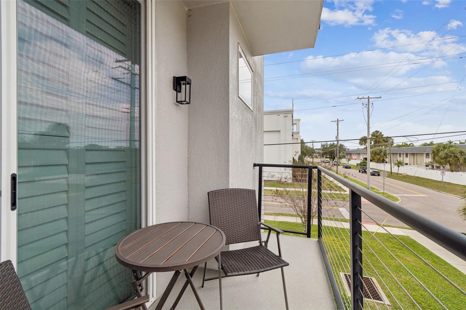 Image 32 of 53 For 3232 Horatio Street