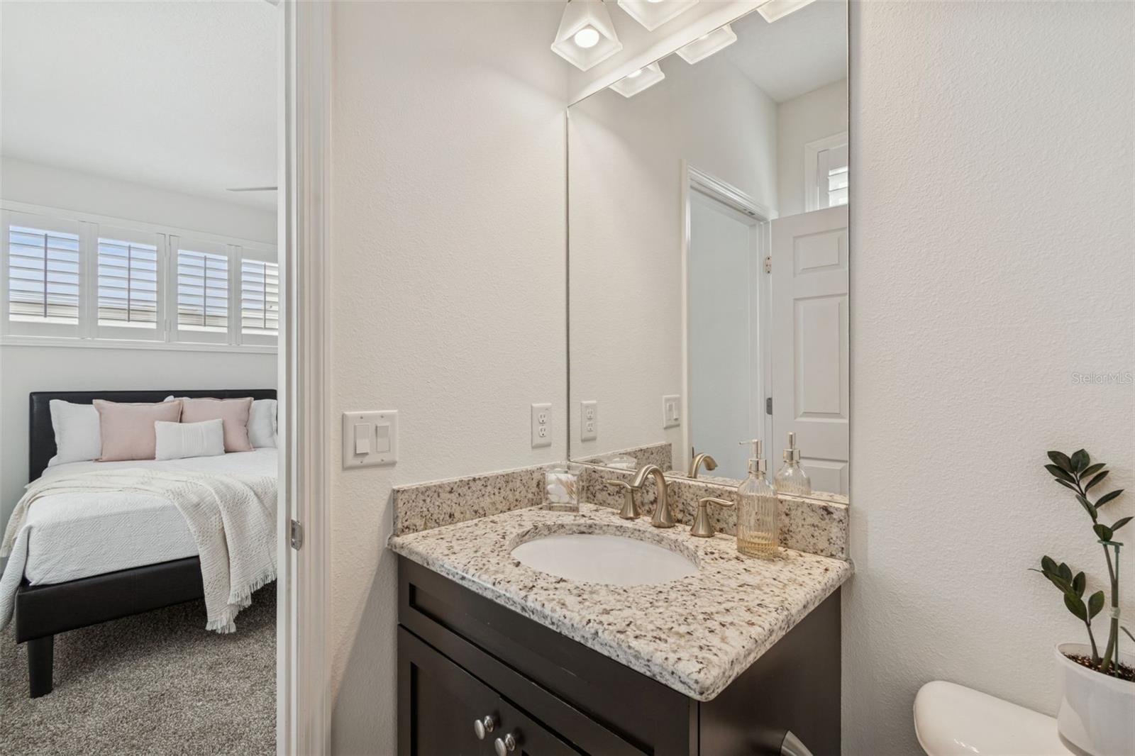 Image 45 of 53 For 3232 Horatio Street