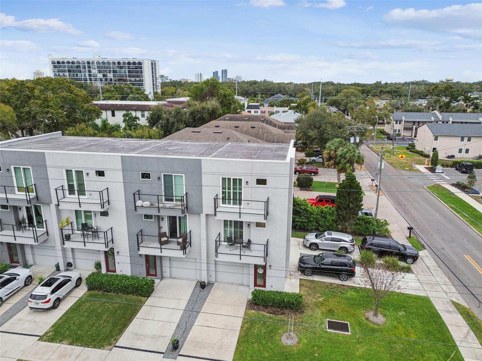 Image 50 of 53 For 3232 Horatio Street