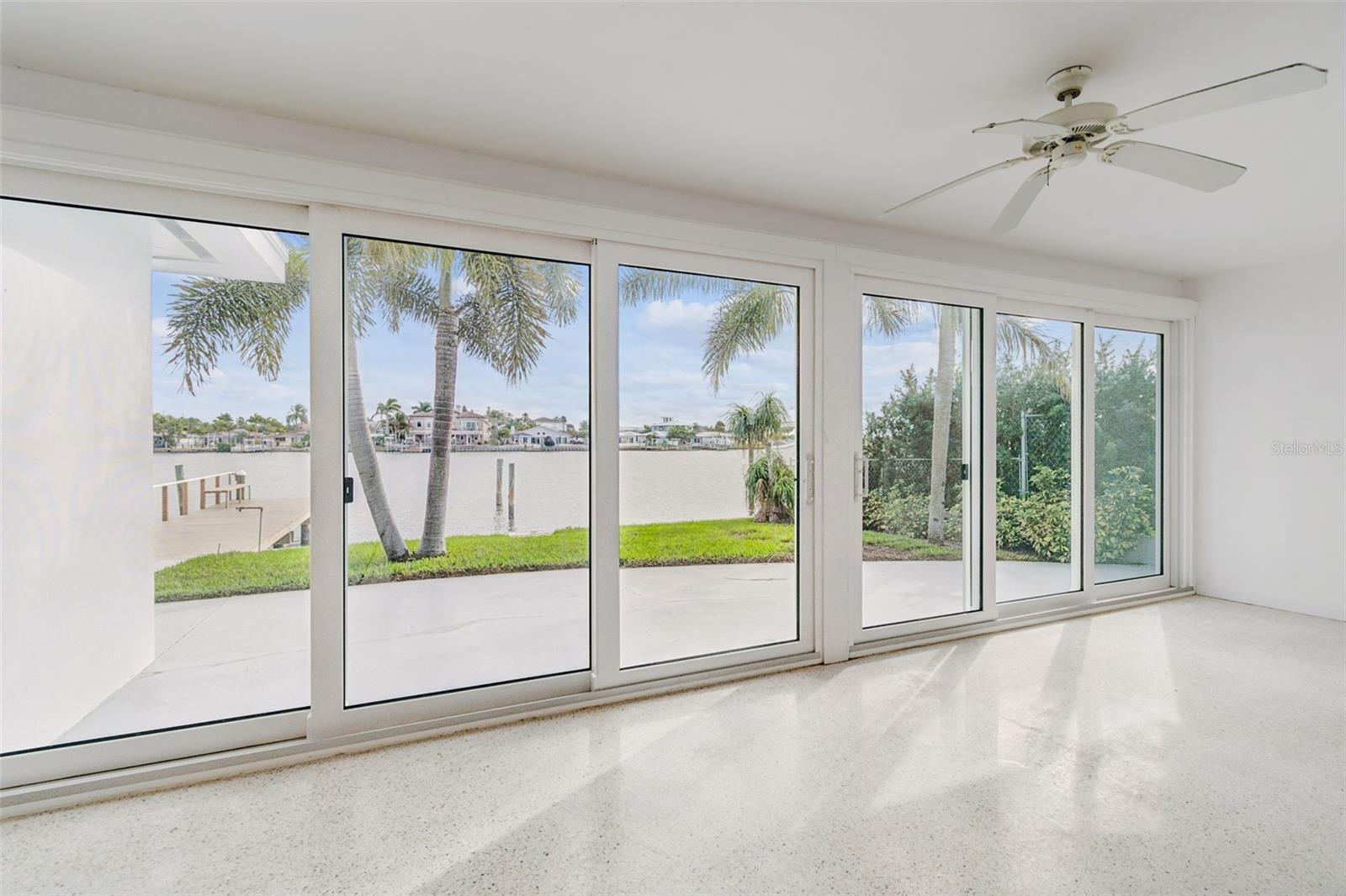 Image 34 of 67 For 2411 Bay Boulevard 1