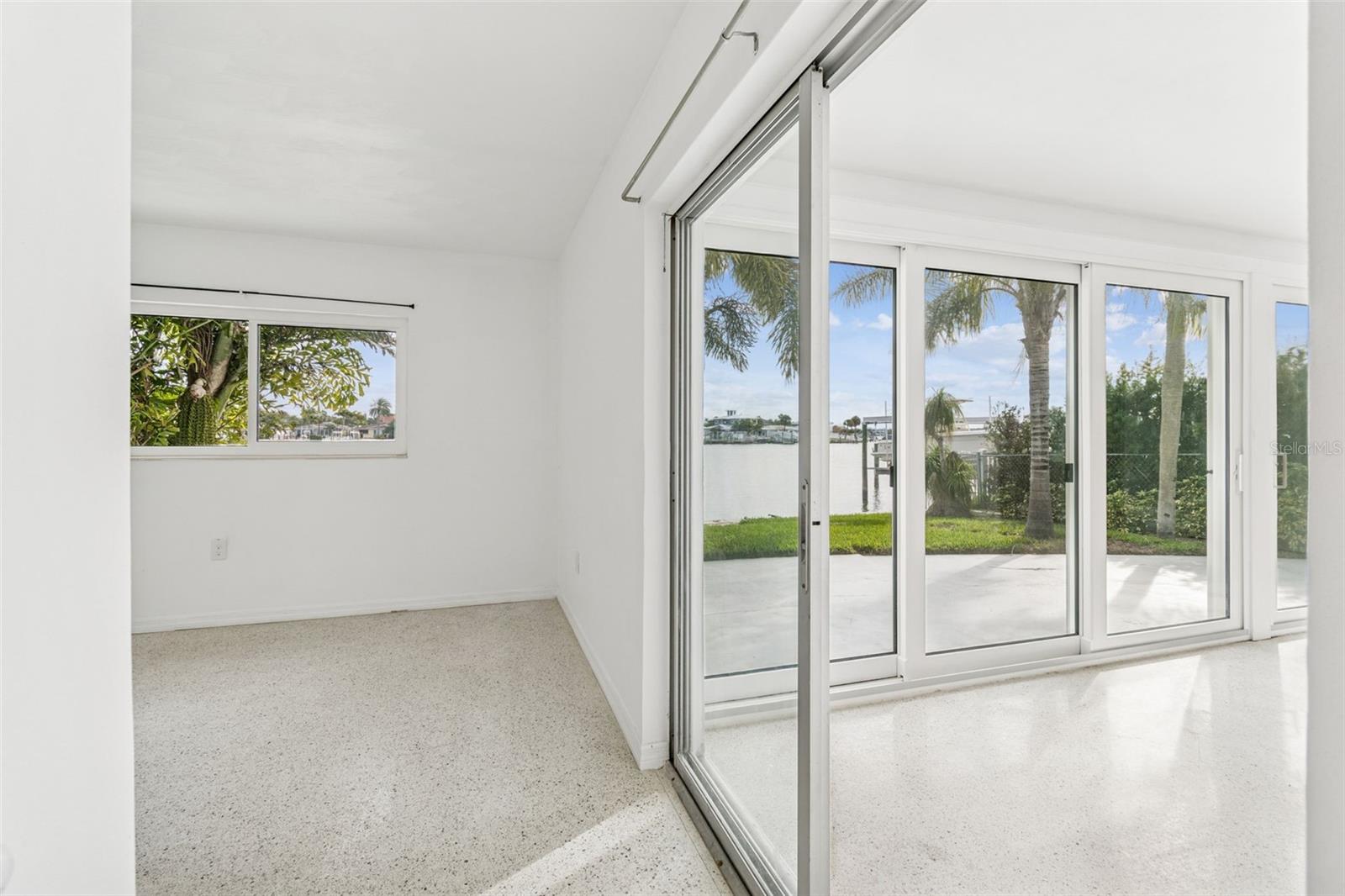 Image 52 of 67 For 2411 Bay Boulevard 1