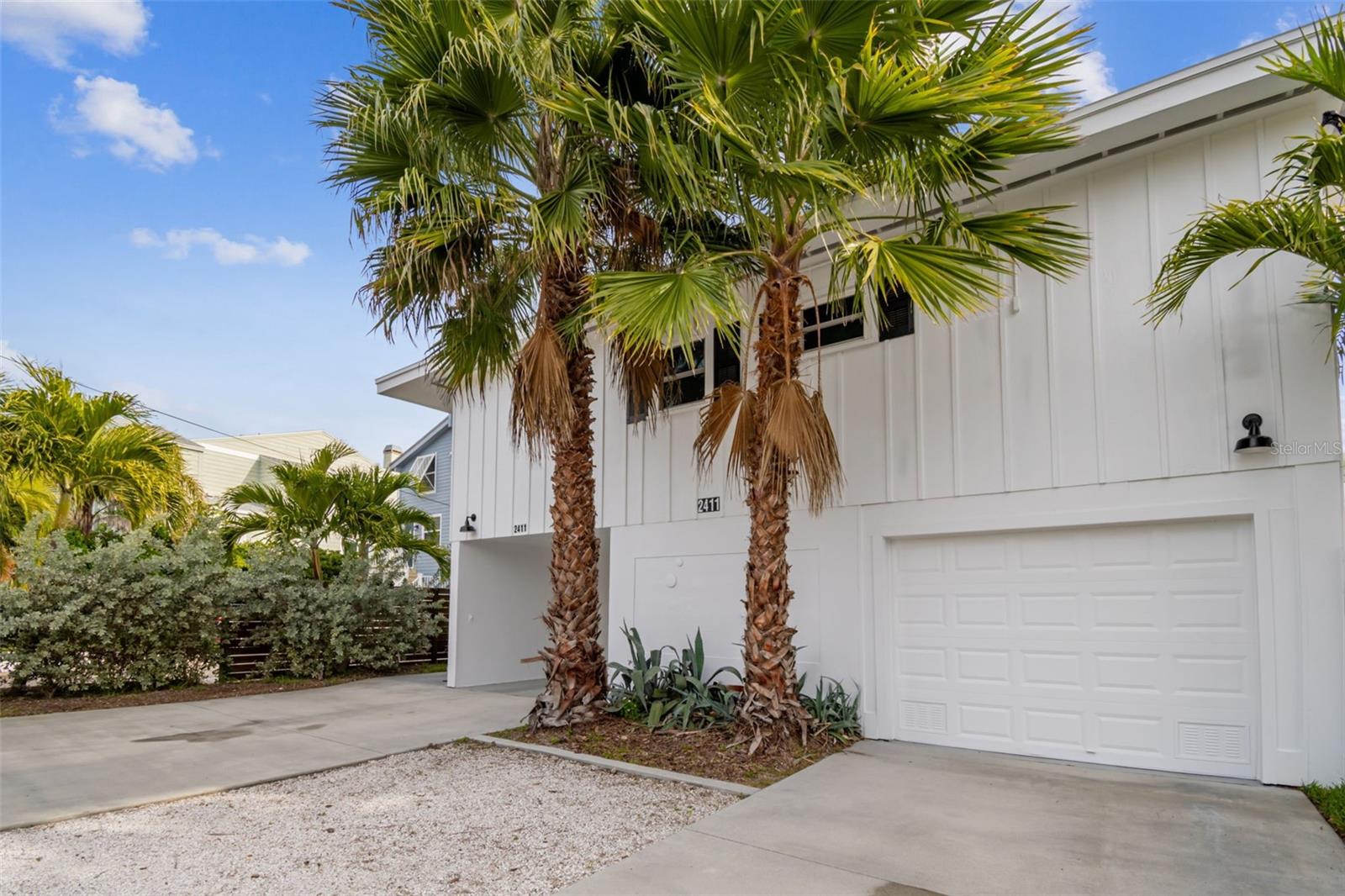 Image 6 of 67 For 2411 Bay Boulevard 1