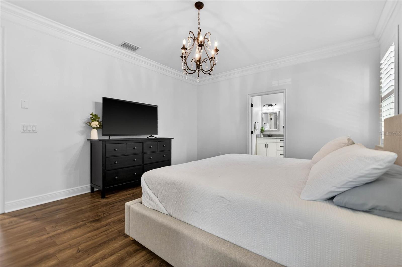 Image 20 of 62 For 17268 Brighton Lake Road