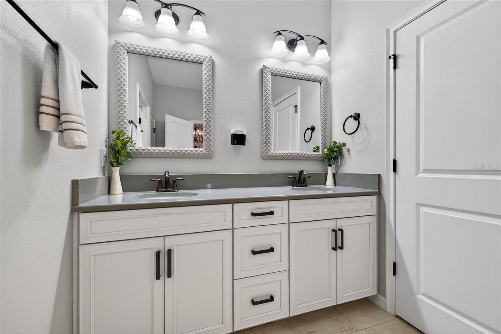 Image 22 of 62 For 17268 Brighton Lake Road