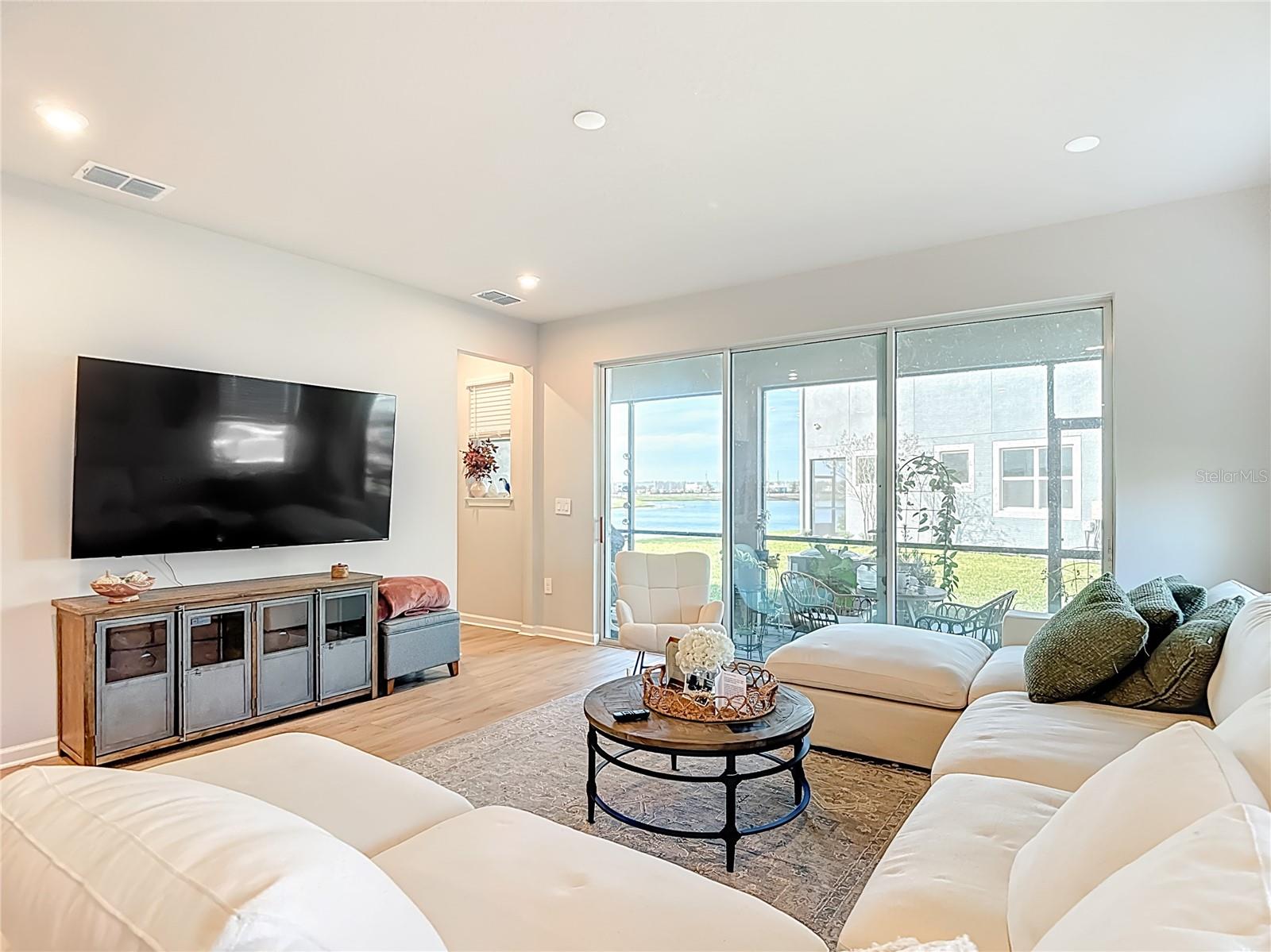 Image 19 of 60 For 19219 Blue Pond Drive