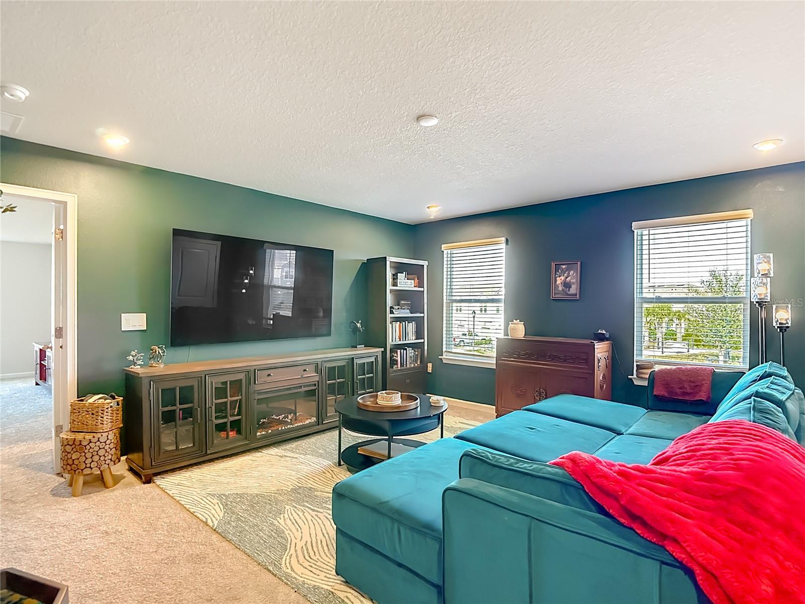 Image 39 of 60 For 19219 Blue Pond Drive