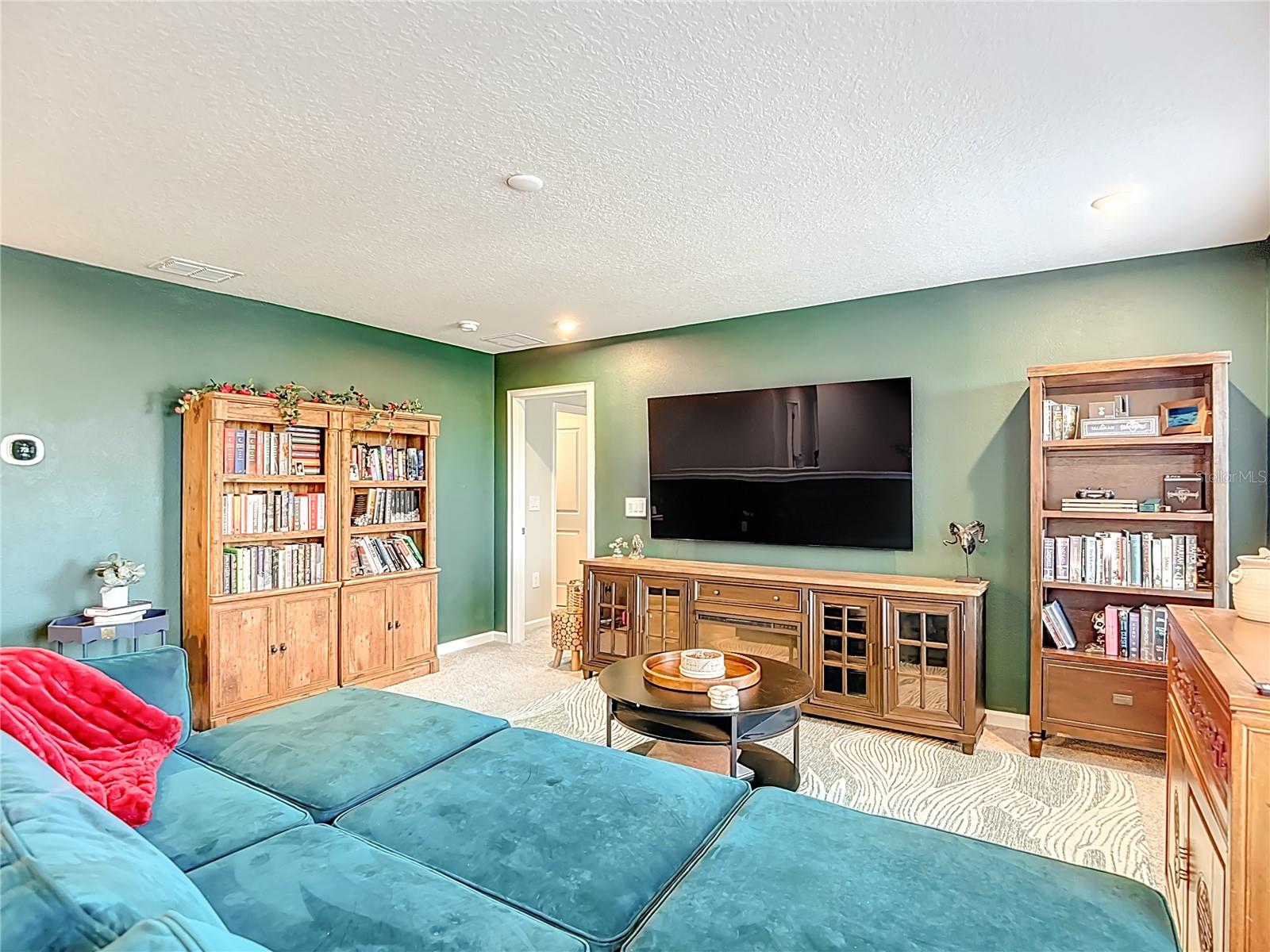 Image 42 of 60 For 19219 Blue Pond Drive