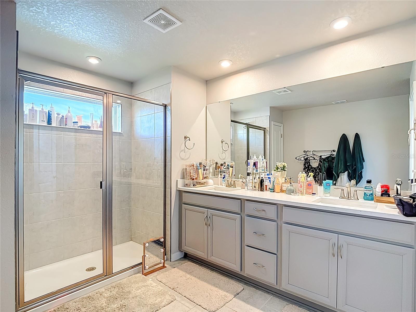 Image 47 of 60 For 19219 Blue Pond Drive