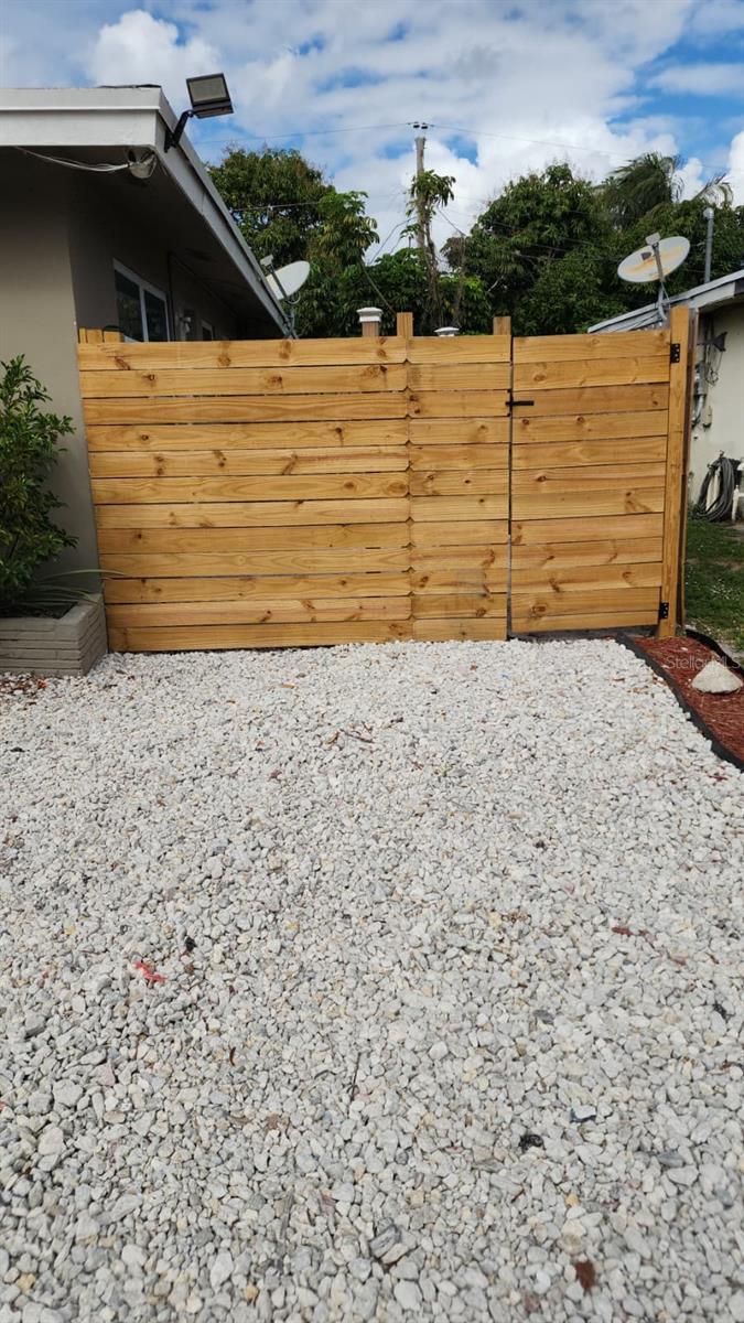 Image 2 of 10 For 3831 11th Street