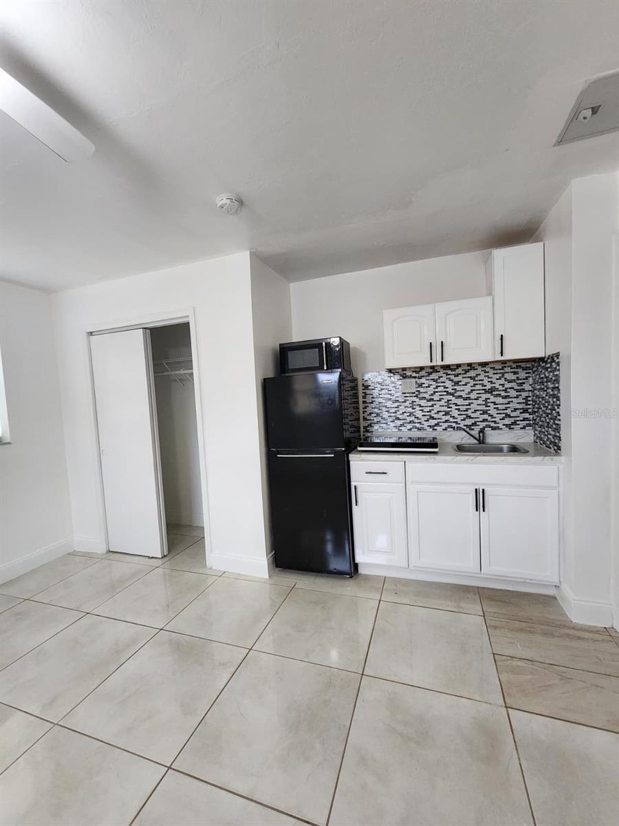 Image 6 of 10 For 3831 11th Street