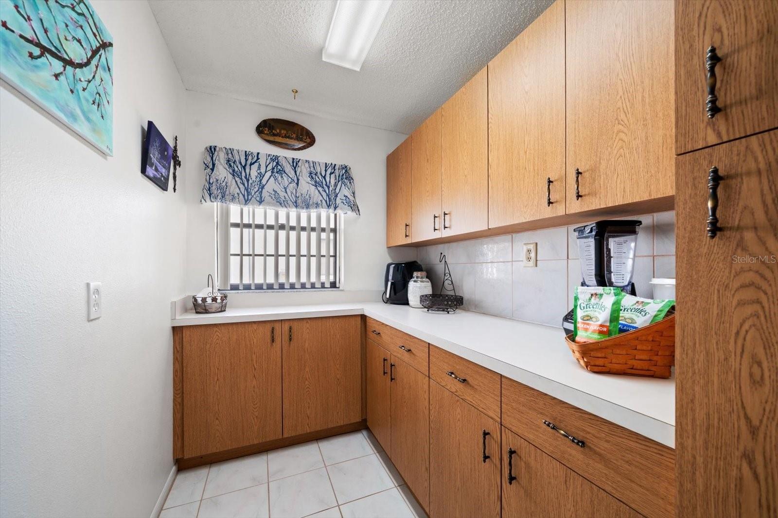 Image 12 of 32 For 2710 Cypress Hollow Court