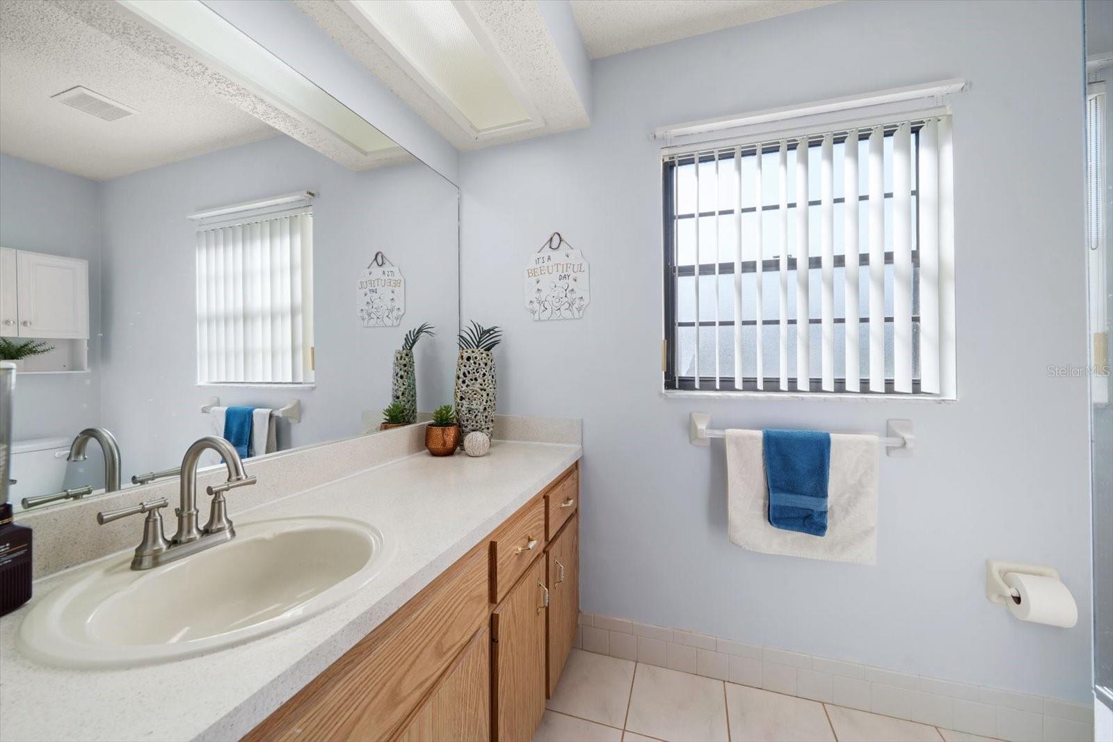 Image 16 of 32 For 2710 Cypress Hollow Court