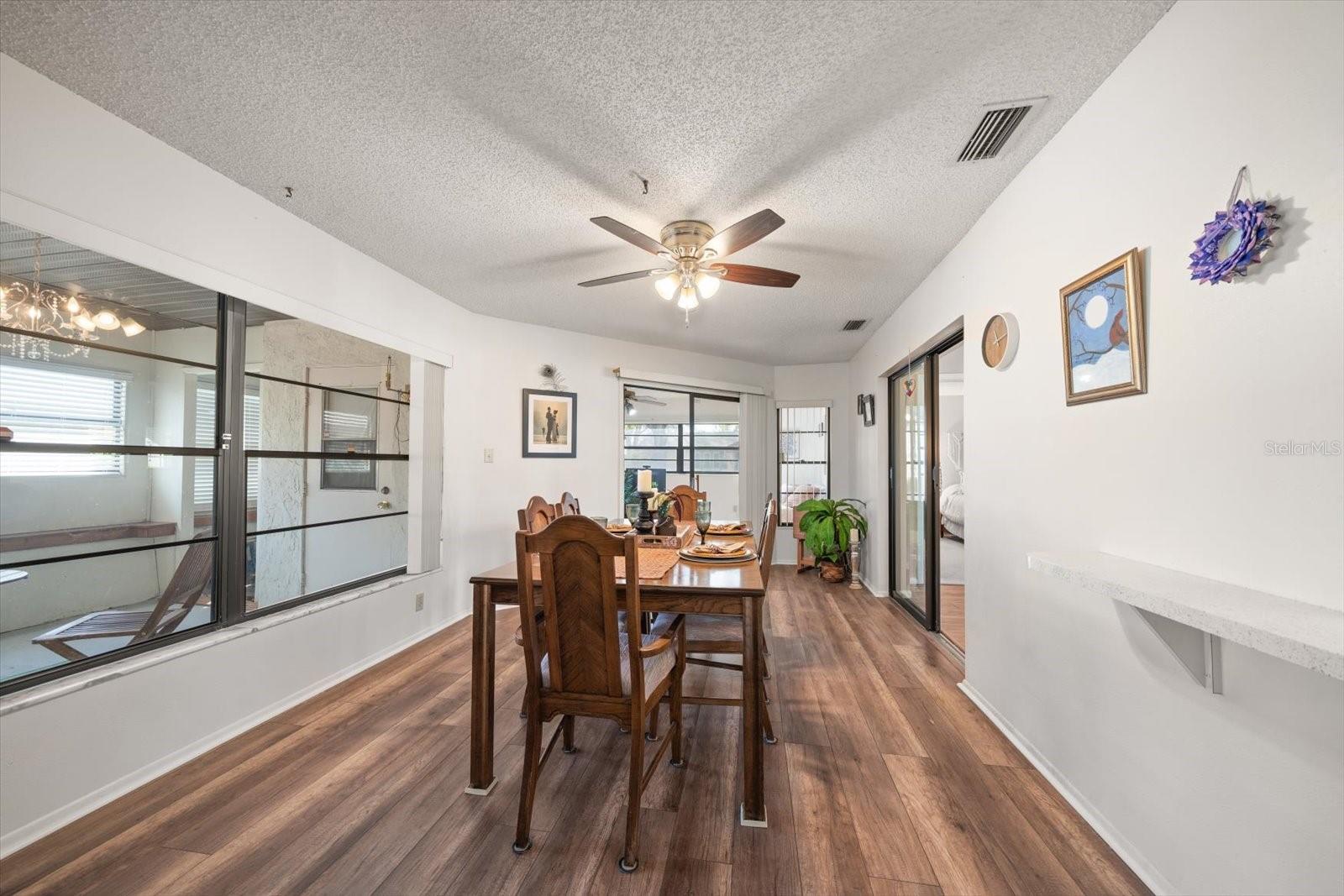 Image 22 of 32 For 2710 Cypress Hollow Court