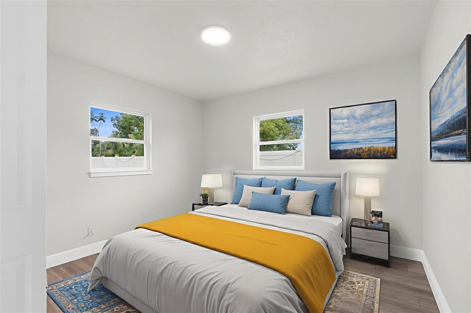 Listing photo id 11 for 5704 Coolidge Avenue