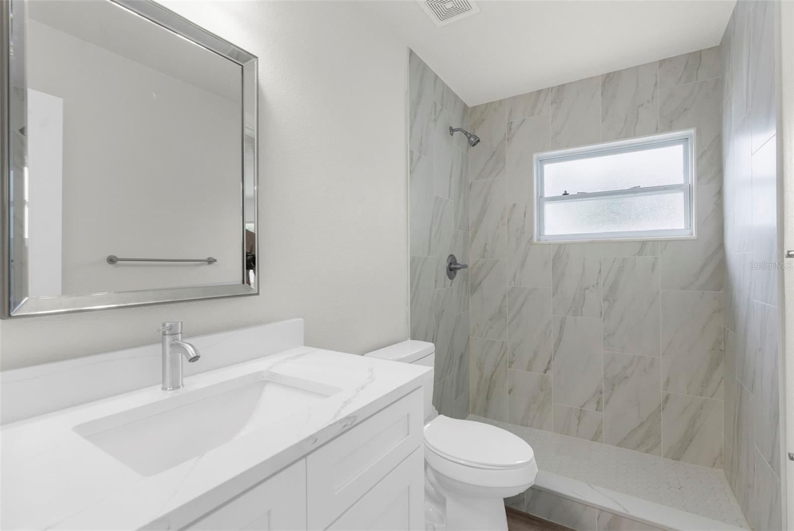 Listing photo id 16 for 5704 Coolidge Avenue