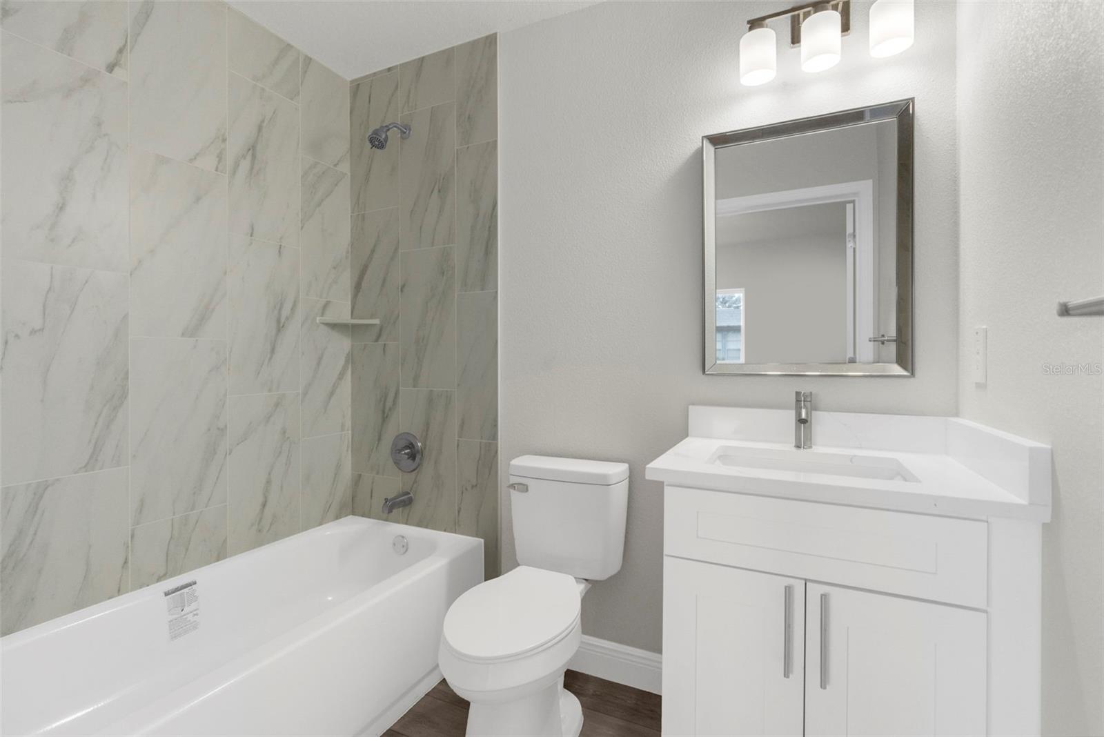 Listing photo id 21 for 5704 Coolidge Avenue