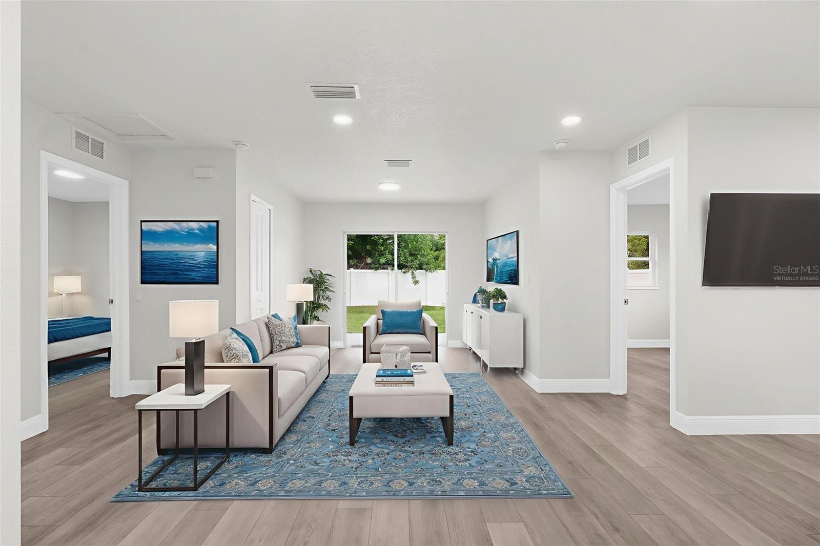 Listing photo id 3 for 5704 Coolidge Avenue