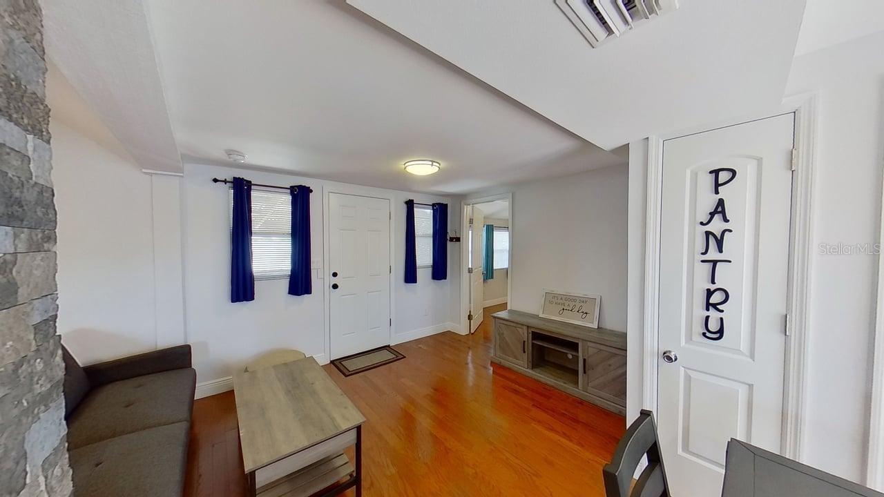 Image 16 of 45 For 3729 31st Avenue S