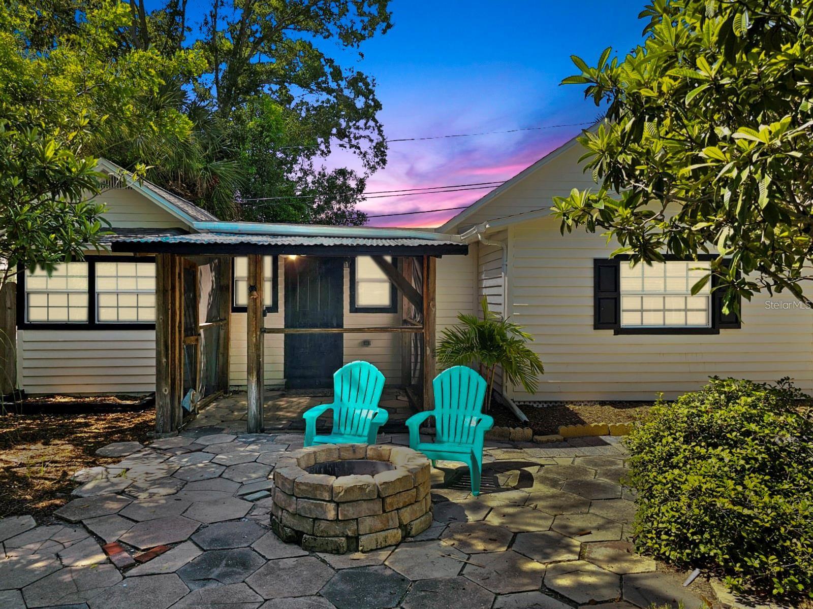 Image 2 of 45 For 3729 31st Avenue S