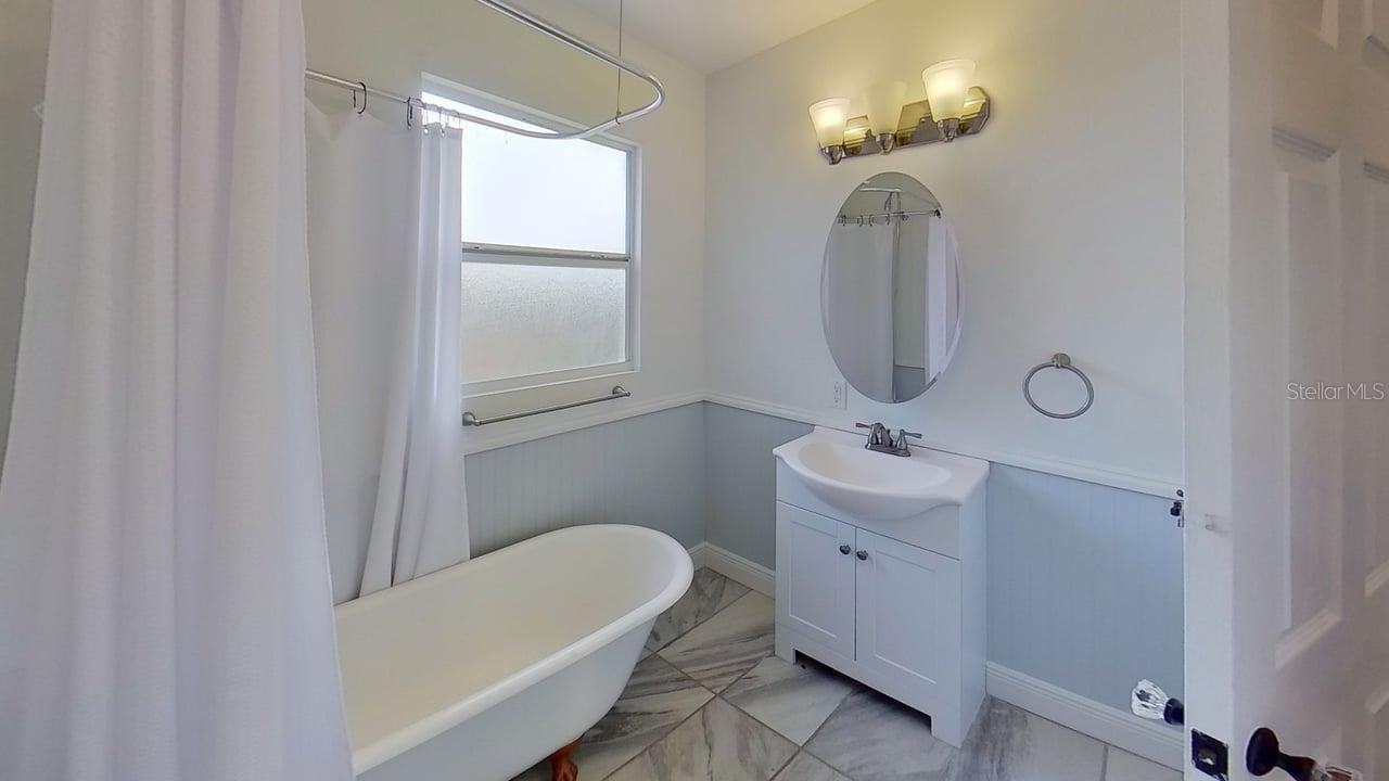 Image 34 of 45 For 3729 31st Avenue S